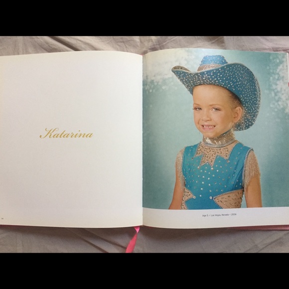 High Glitz: The Extravagant World....Art Book 2009 - Picture 6 of 9